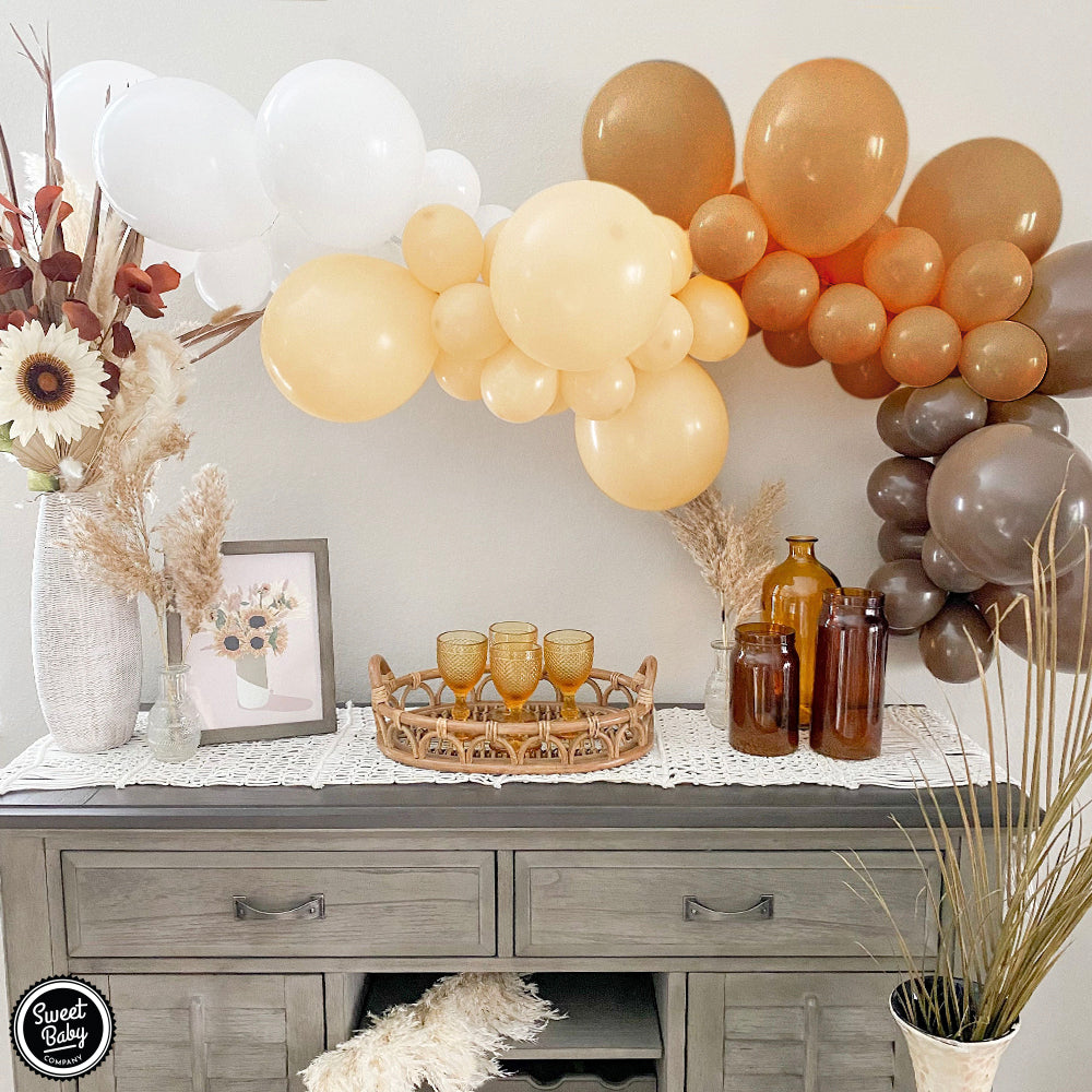 Brown Balloon Garland Kit with 118 Balloons in Matte White, Light and Dark Brown, Khaki and Gold Metallic for Boho Baby Showers and Safari Themed Party Decorations